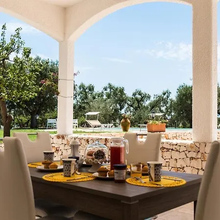 Sorrentino Villa Ostuni
